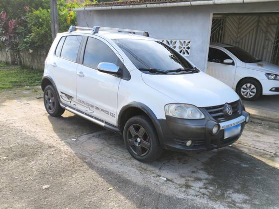 VOLKSWAGEN CROSSFOX 1.6 MI FLEX 8V 4P MANUAL